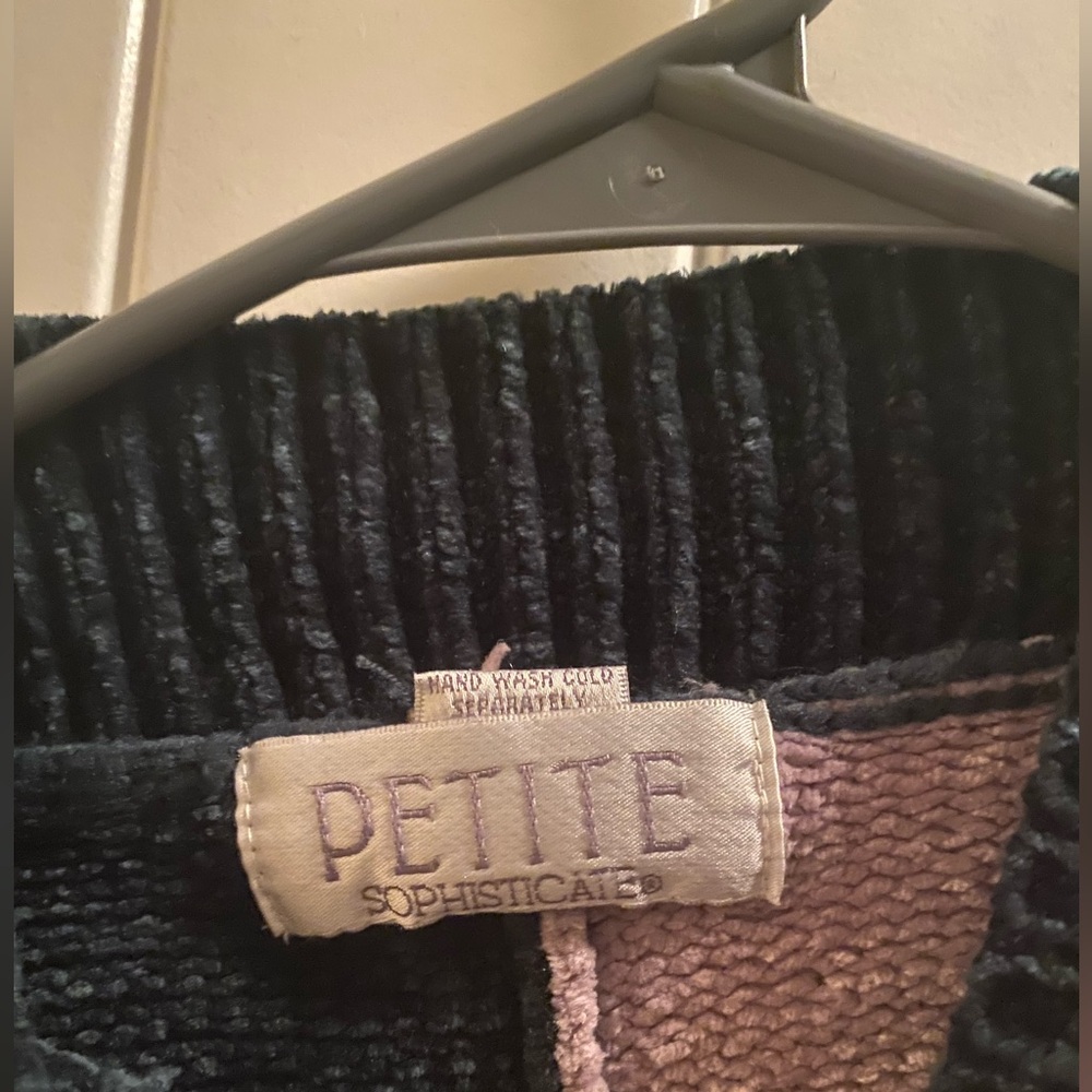 Patchwork TurtleNeck - Picture 3 of 3